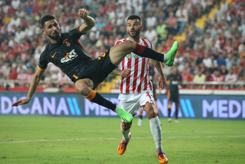 Usta yazarlar Antalyaspor - Galatasaray maçını yorumladı!