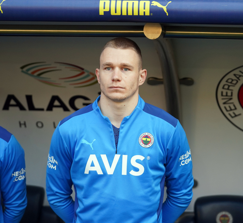 Fenerbahçe’de Attila Szalai yolcu! İşte yerine gelecek isim