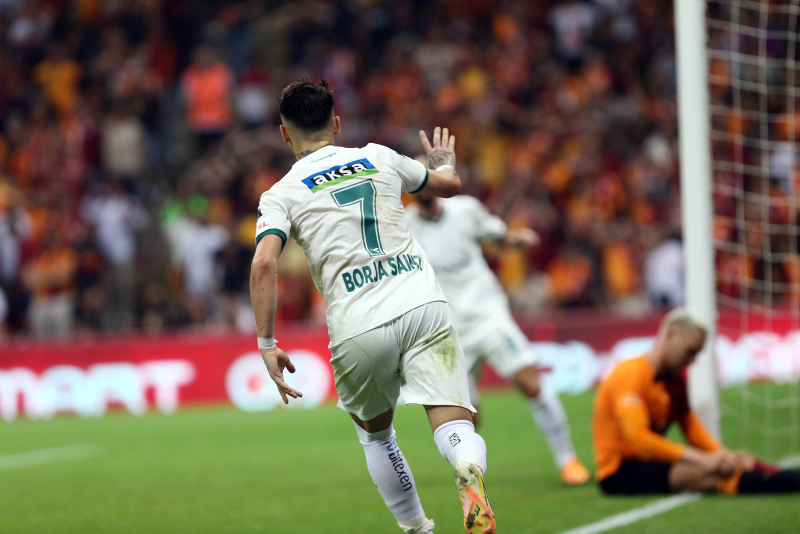 Spor yazarları Galatasaray - Giresunspor maçını değerlendirdi