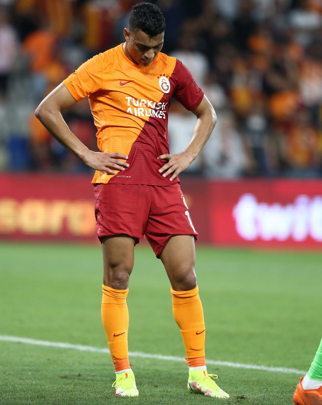 Galatasaray’ın Nantes’a kiraladığı Mostafa Mohamed’e trafik kazası şoku!
