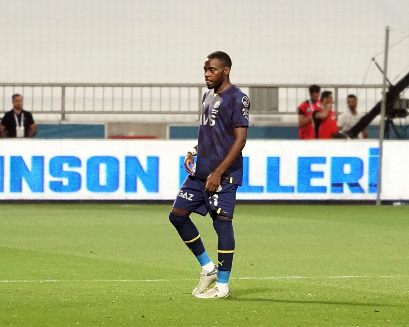 FENERBAHÇE TRANSFER HABERİ: Osayi Samuel’e İngiliz kancası! İşte masadaki teklif