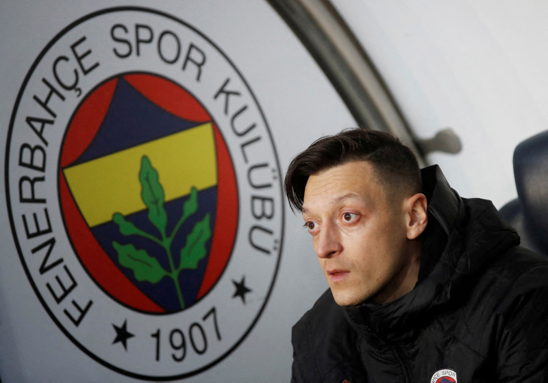 TRANSFER HABERLERİ - Başakşehir’in yıldızı Mesut Özil için ilginç iddia! Yeni takımı...