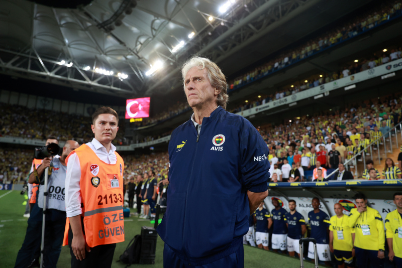 FENERBAHÇE HABERİ: Portekiz basınından Jorge Jesus’a övgü dolu sözler!