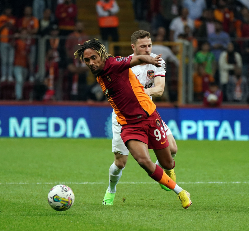 Spor yazarları Galatasaray - Gaziantep FK maçını yorumladı!