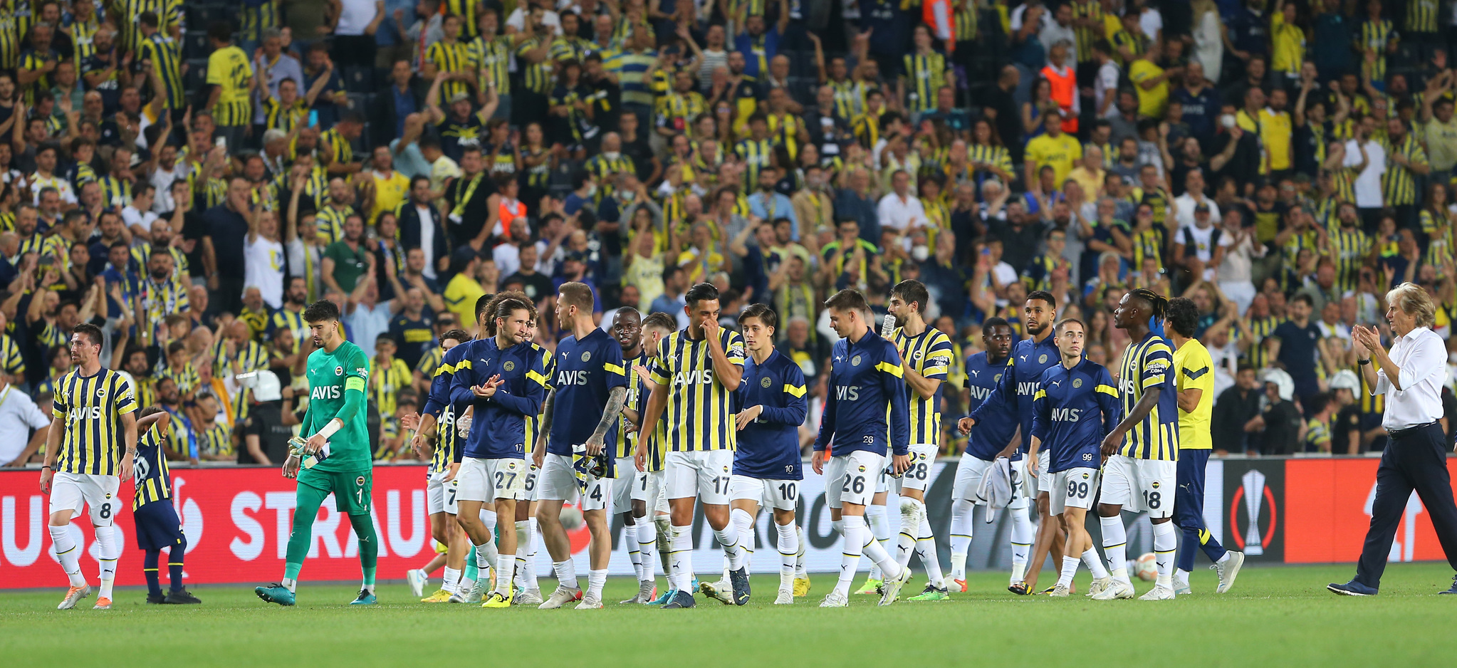 Fenerbahçe Teknik Direktörü Jorge Jesus’tan Dinamo Kiev kalecisi Bushchan’a olay tepki!