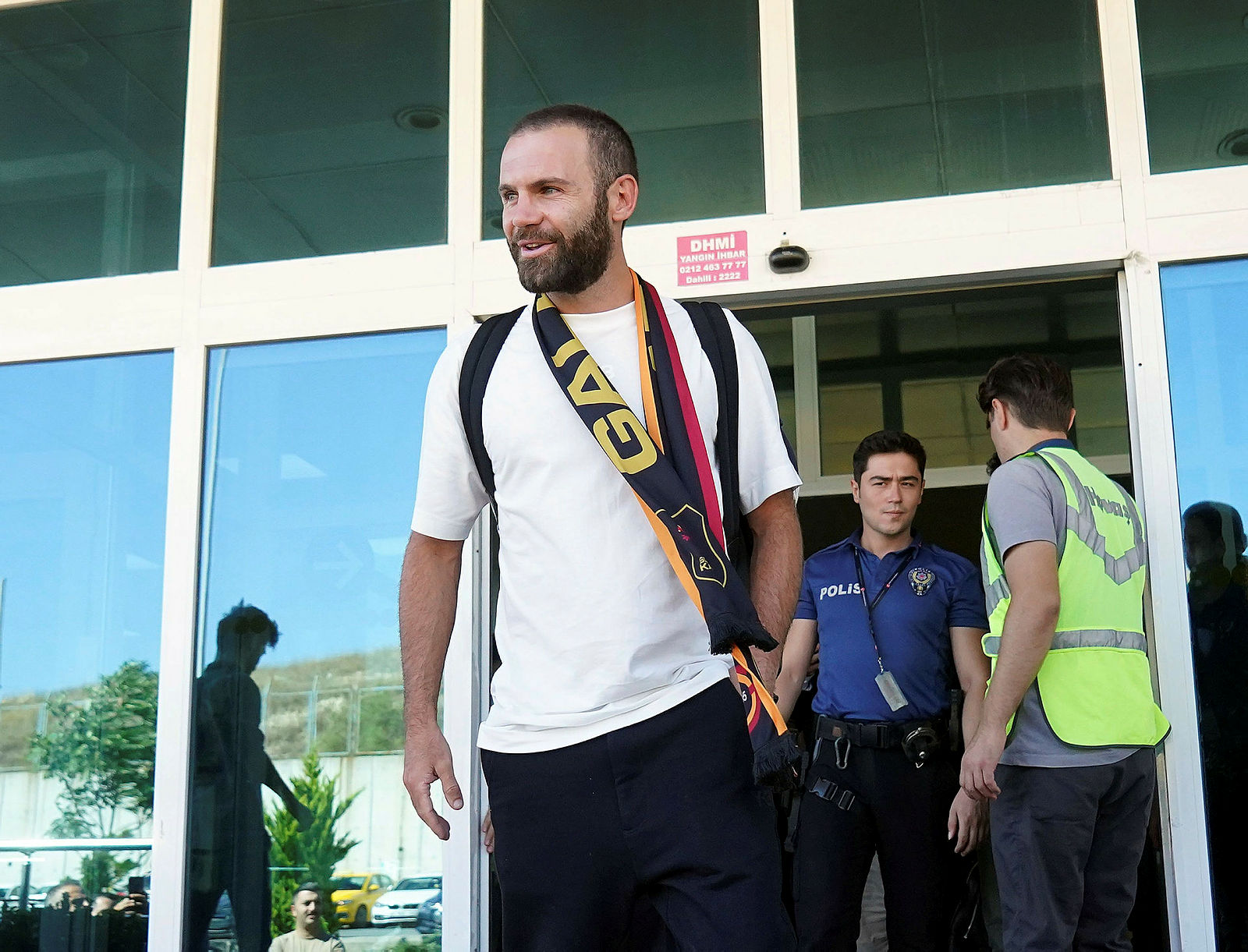 GALATASARAY HABERLERİ | Bambaşka Cimbom! 18 ayrılık, 13 yeni imza...
