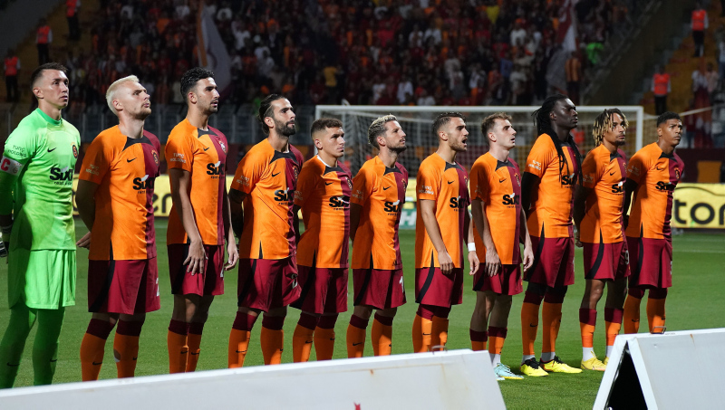 Galatasaray’da yıldızlar peş peşe! Mauro Icardi transferi sonrası...