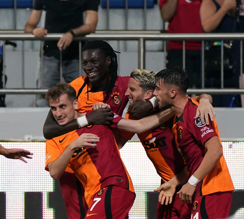 Galatasaray’da yıldızlar peş peşe! Mauro Icardi transferi sonrası...