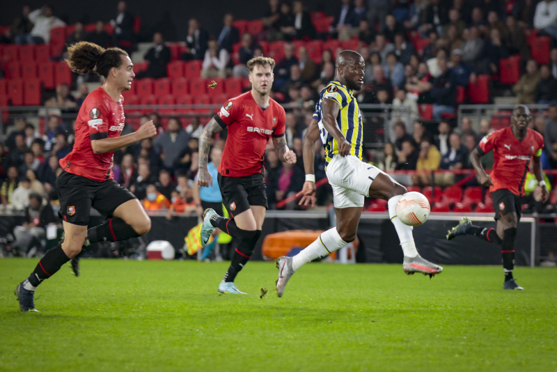 Spor yazarları Rennes-Fenerbahçe maçını yorumladı!