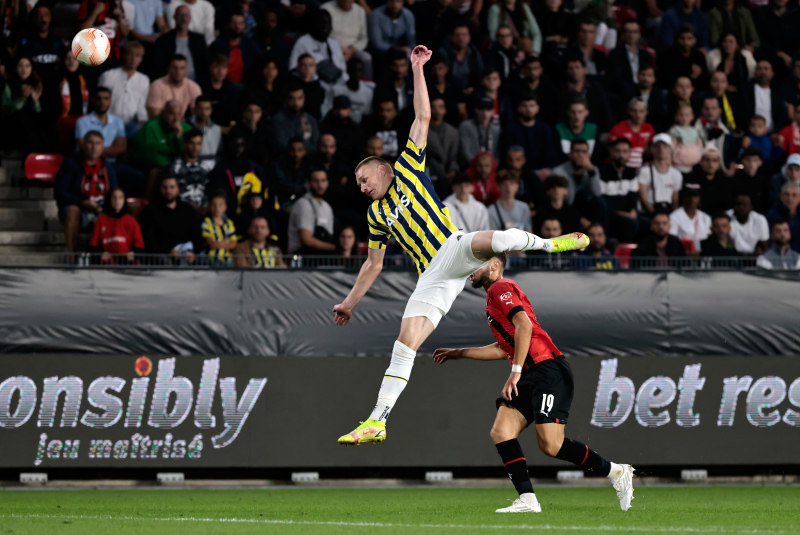 Spor yazarları Rennes-Fenerbahçe maçını yorumladı!