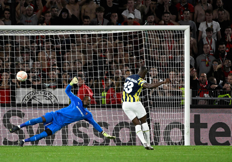 Spor yazarları Rennes-Fenerbahçe maçını yorumladı!