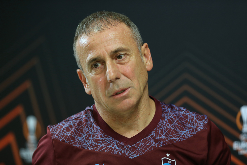 TRABZONSPOR HABERLERİ: Abdullah Avcı Kayserispor maçı öncesi oyunculara seslendi! Yakışanı yapın
