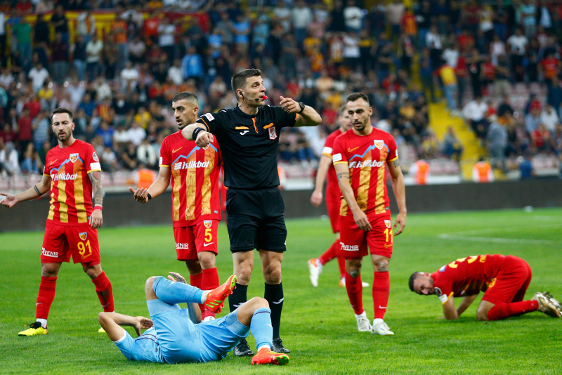 Spor yazarları Kayserispor - Trabzonspor maçını yorumladı