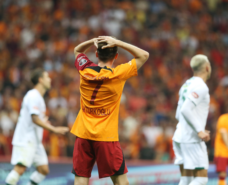 GALATASARAY HABERLERİ: Kerem Aktürkoğlu’nun menajerinden flaş maaş talebi! Arada uçurum var