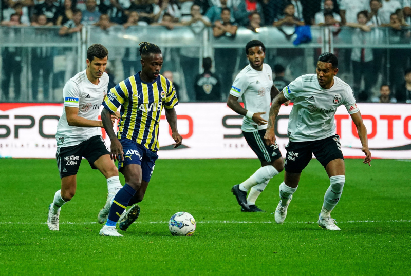 Spor yazarlarından flaş Beşiktaş - Fenerbahçe derbisi yorumları! Ne izledik?