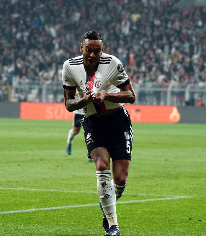 TRANSFER HABERİ: Beşiktaş’ta Josef de Souza’ya sürpriz talip!