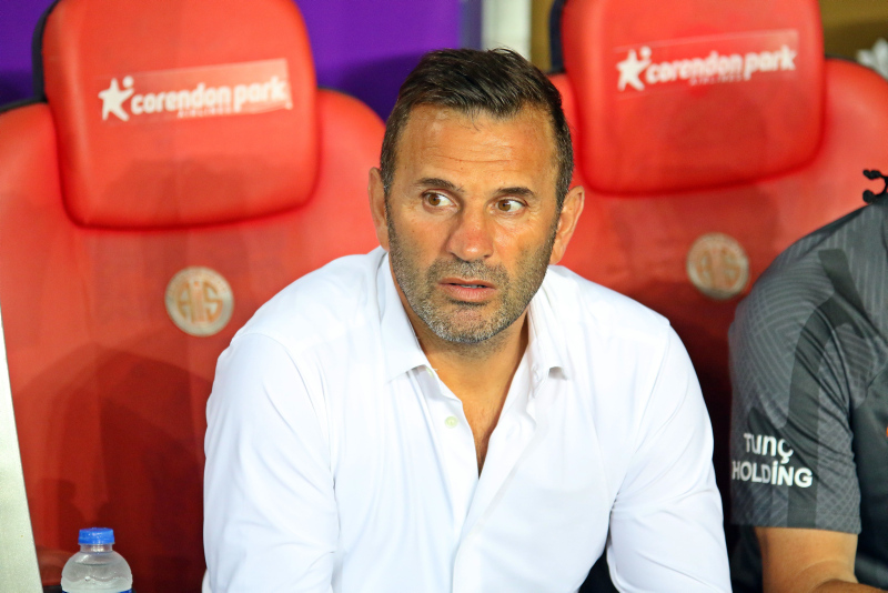 GALATASARAY HABERLERİ | G.Saray’da gündem ’yerli krizi’ İşte Okan Buruk’un kafasındaki 3 formül