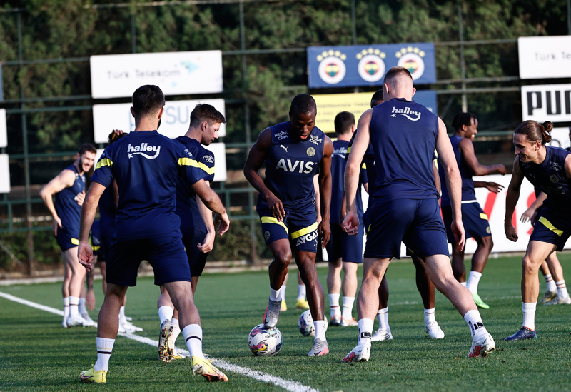 Fenerbahçe’de Avrupa’da yarım kalan hikaye tamamlanacak mı? Dikkat çeken detay...