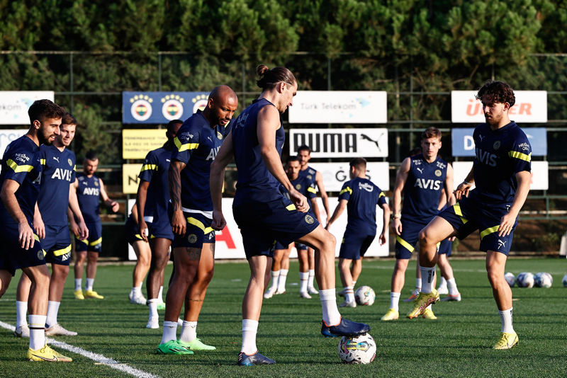 Fenerbahçe’de Avrupa’da yarım kalan hikaye tamamlanacak mı? Dikkat çeken detay...