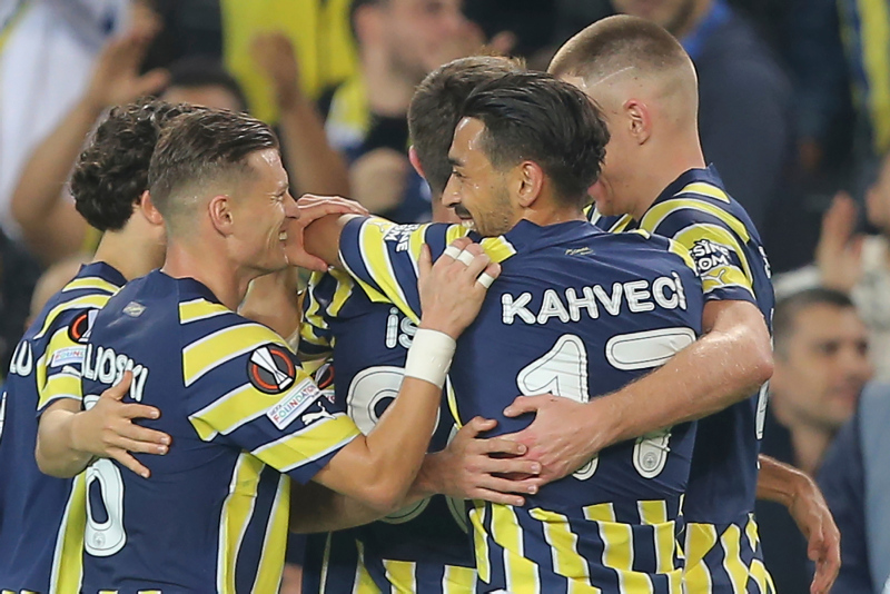 Spor yazarları Fenerbahçe-AEK Larnaca maçını yorumladı!