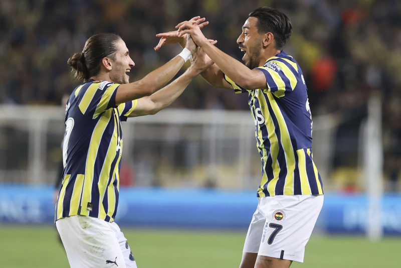 Spor yazarları Fenerbahçe-AEK Larnaca maçını yorumladı!