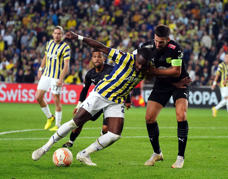 Spor yazarları Fenerbahçe-AEK Larnaca maçını yorumladı!