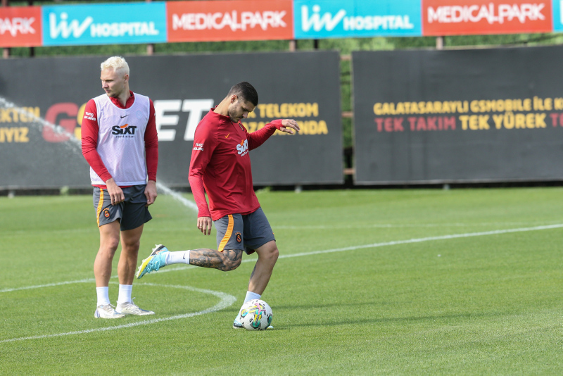 Mauro Icardi’nin eşi Wanda Nara’dan olay itiraf! VIP salonda etkilemeye çalıştı