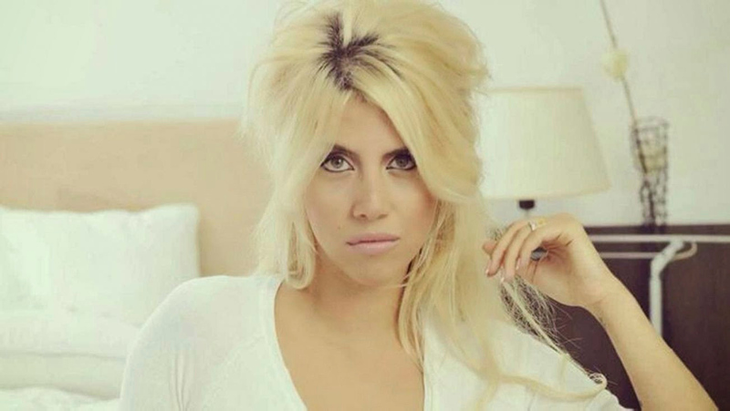Mauro Icardi’nin eşi Wanda Nara’dan olay itiraf! VIP salonda etkilemeye çalıştı