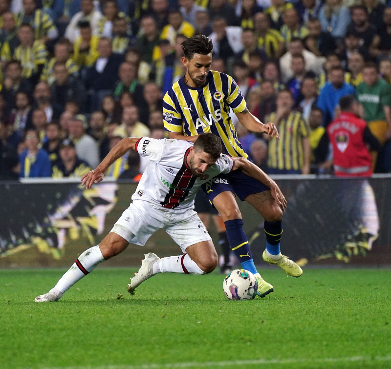 Erman Toroğlu 9 gollü maçı değerlendirdi! Deli deliyi görünce çomağını saklarmış