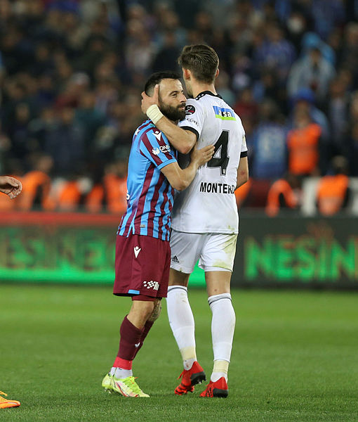 Beşiktaş’ta stoper problemi! Trabzonspor’a karşı kim oynayacak?