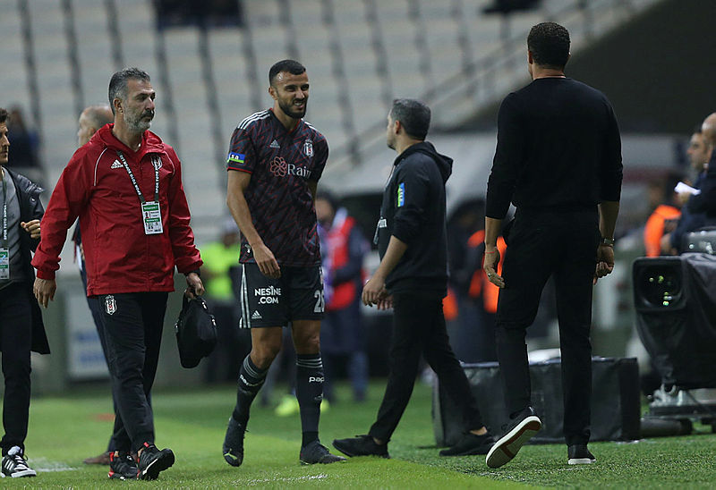 Beşiktaş’ta stoper problemi! Trabzonspor’a karşı kim oynayacak?