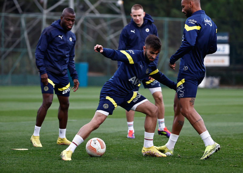 Fenerbahçe turu garantilemek istiyor! İşte Jorge Jesus’un AEK Larnaca maçı 11’i