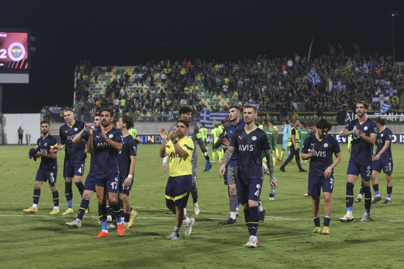 AEK Larnaca - Fenerbahçe maçı Avrupa’da gündem oldu! İşte atılan manşetler