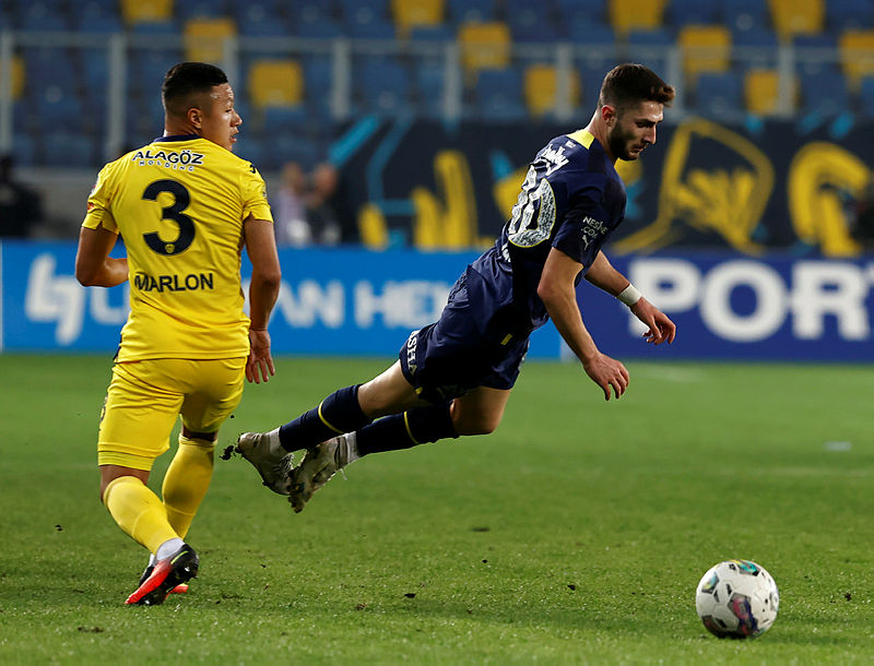 Spor yazarları Ankaragücü - Fenerbahçe maçını değerlendirdi