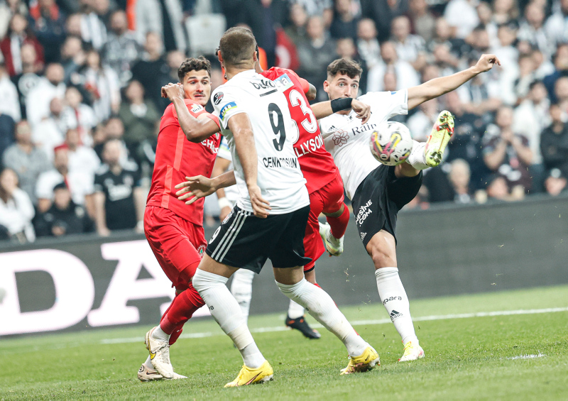 Spor yazarları Beşiktaş - Ümraniyespor maçını yorumladı!