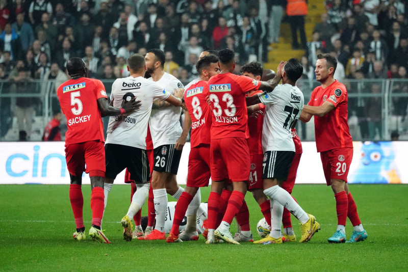 Spor yazarları Beşiktaş - Ümraniyespor maçını yorumladı!