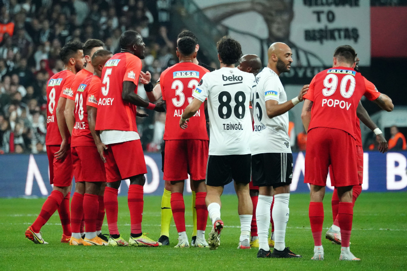 Spor yazarları Beşiktaş - Ümraniyespor maçını yorumladı!