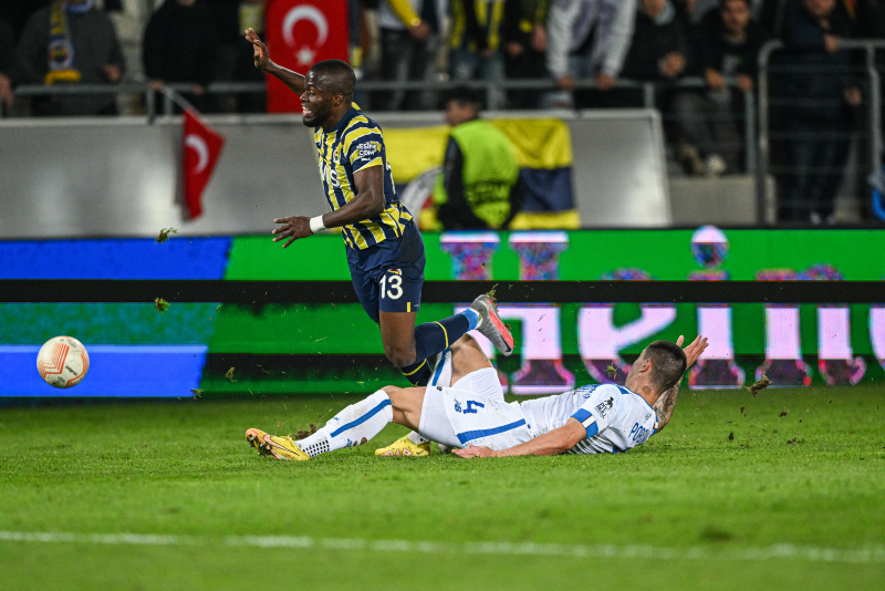 Fenerbahçe’nin UEFA Avrupa Ligi’ndeki muhtemel rakipleri belli oldu!