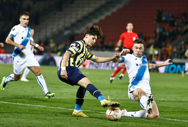 Fenerbahçe’nin UEFA Avrupa Ligi’ndeki muhtemel rakipleri belli oldu!