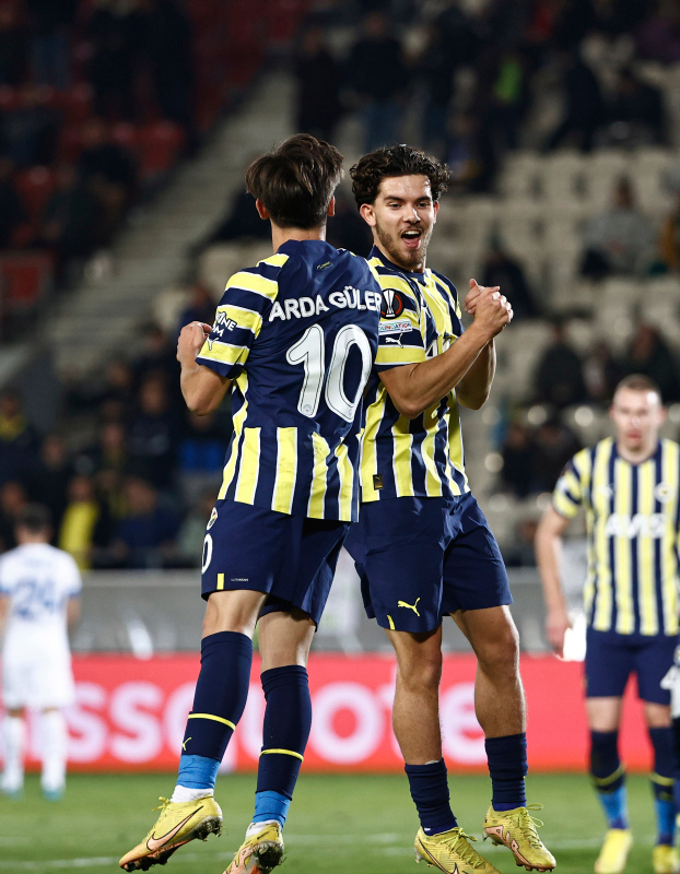 Fenerbahçe’nin UEFA Avrupa Ligi’ndeki muhtemel rakipleri belli oldu!