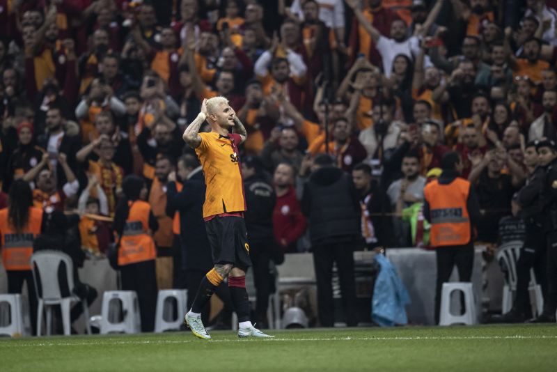 Galatasaraylı Icardi Beşiktaş derbisinin ardından dünya basınının manşetlerinde!
