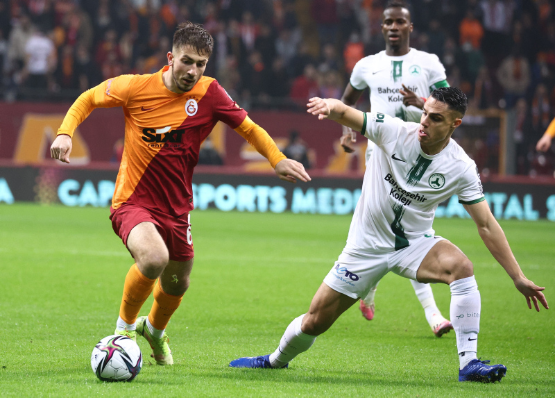 TRANSFER HABERİ: Halil Dervişoğlu’dan Galatasaray’a yeşil ışık!