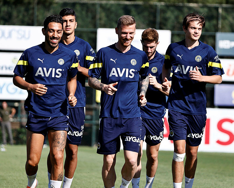 Fenerbahçe’de Timo Hübers transferi için karar verildi!
