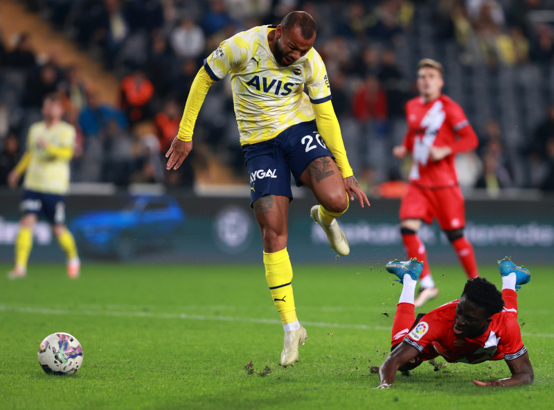 FENERBAHÇE TRANSFER HABERLERİ - Yeni stoper La Liga’dan! Flaş Joao Pedro detayı...