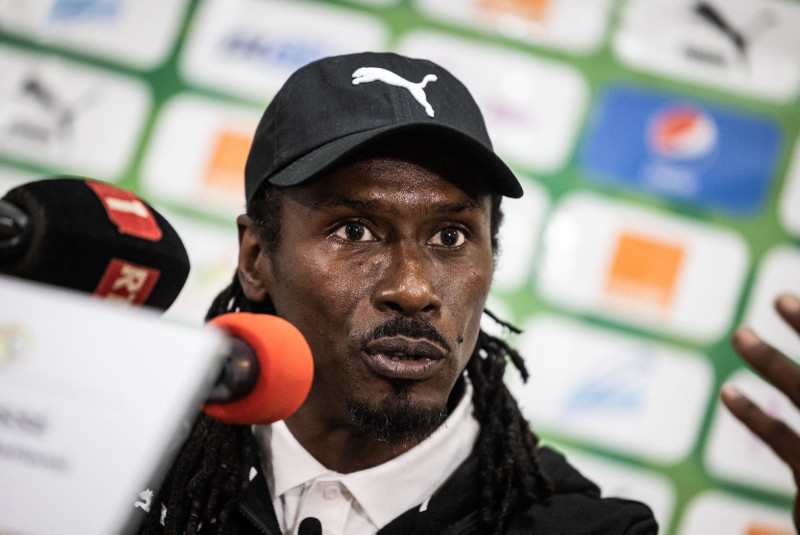 Senegal Teknik Direktörü Aliou Cisse’nin yürek burkan hikayesi! Ailesini kazada kaybetti ama...