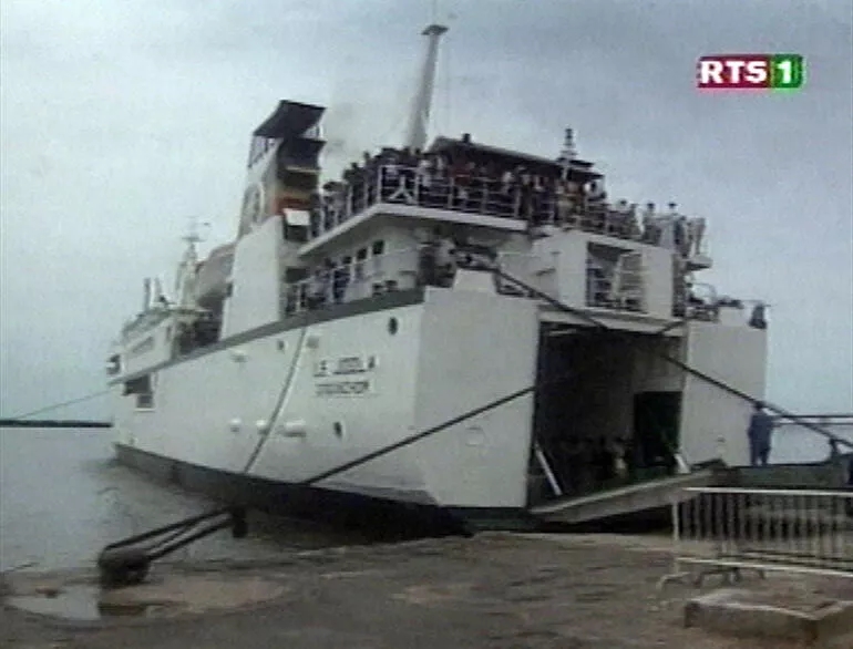 Senegal Teknik Direktörü Aliou Cisse’nin yürek burkan hikayesi! Ailesini kazada kaybetti ama...