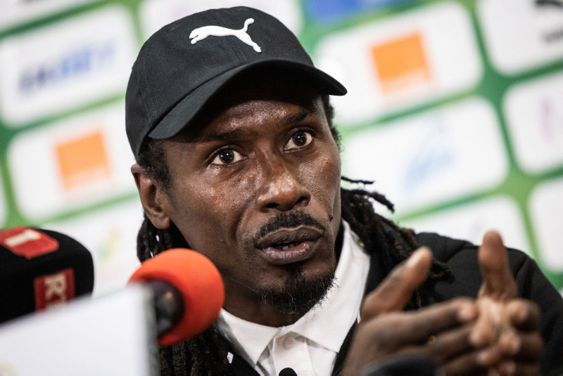 Senegal Teknik Direktörü Aliou Cisse’nin yürek burkan hikayesi! Ailesini kazada kaybetti ama...