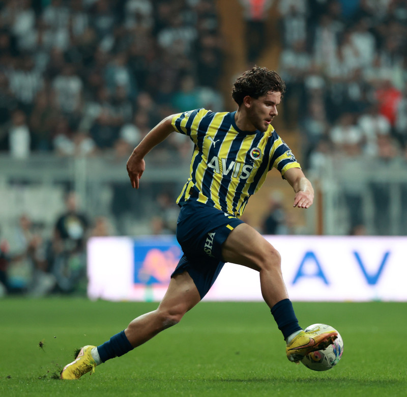 FENERBAHÇE HABERLERİ - Babası doğruladı! Ferdi Kadıoğlu gidiyor mu?