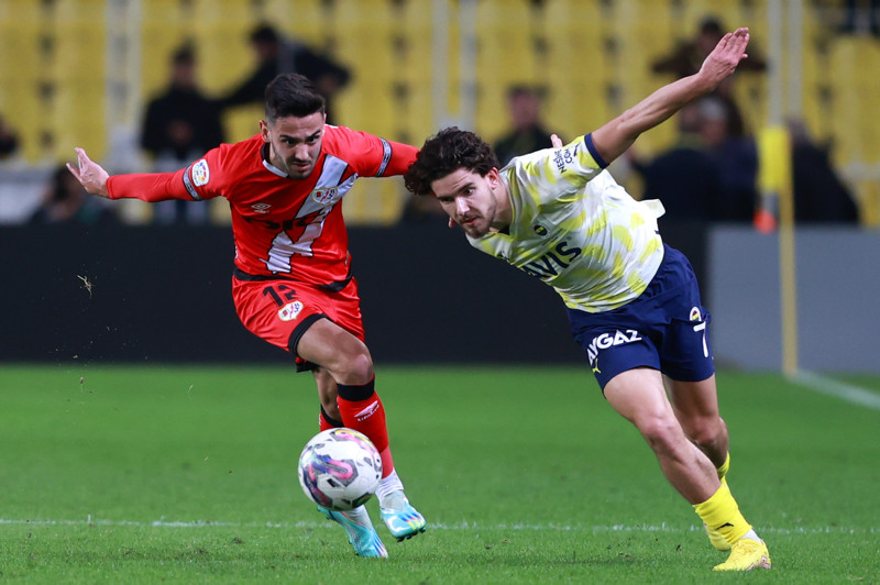 FENERBAHÇE HABERLERİ - Babası doğruladı! Ferdi Kadıoğlu gidiyor mu?