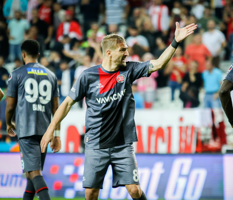 BEŞİKTAŞ HABERLERİ - Caner Erkin fedakarlığa hazır! Söz Şenol Güneş’te